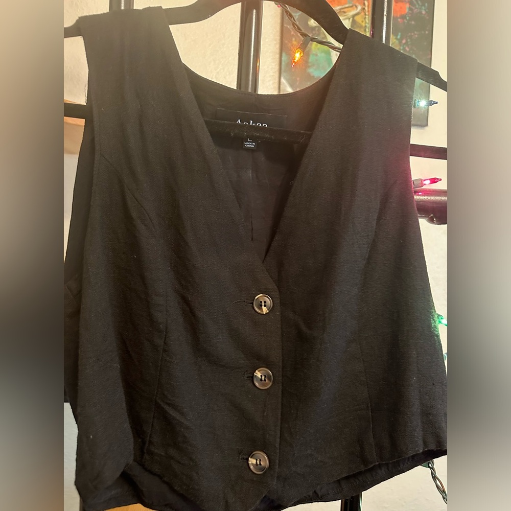 Button down Linen blend Black Sleeveless V-Neck Blouse/vest